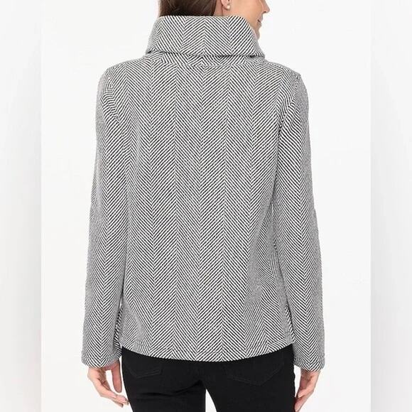 J. Crew Long Sleeve Funnelneck Pullover Black White Herringbone Sz XS Turtleneck - Picture 4 of 16